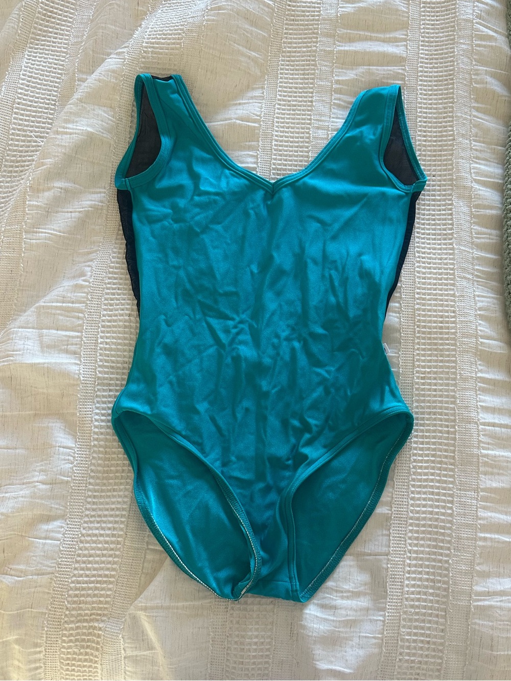 Yumiko Gina - Turquoise with black mesh
